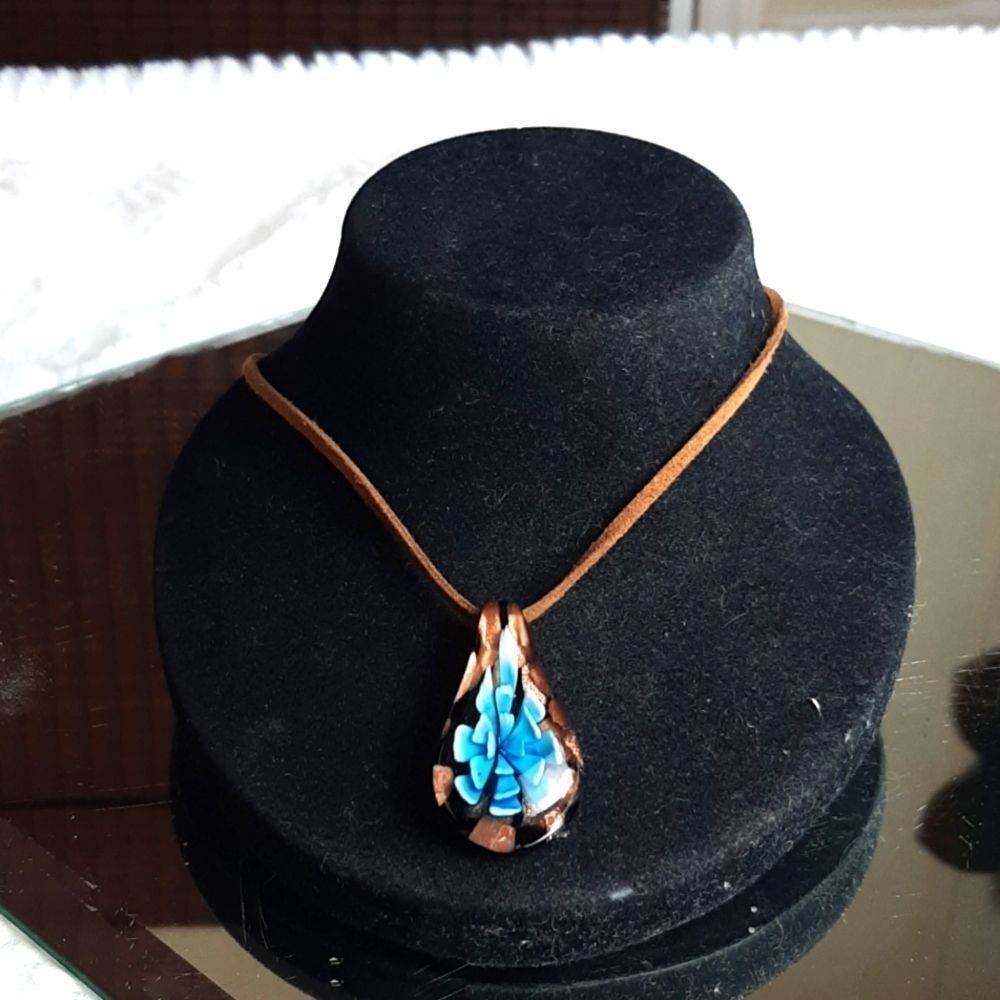 HANDCRAFTED  Blown Blue Flower‎  Glass Pendant    Necklace